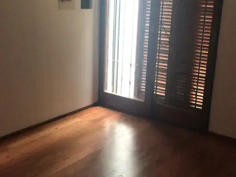 Ombu esq Rozas de Oquendo 3300