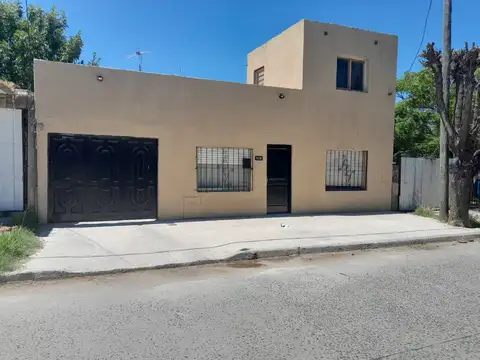 Casa refaccionada Quilmes Oeste
