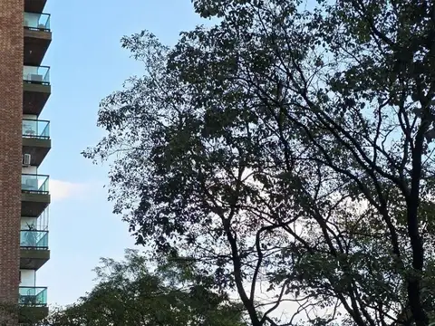 Avenida Poeta Leopoldo 100