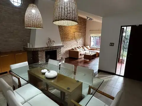 Casa en Venta de 4 dormitorios
