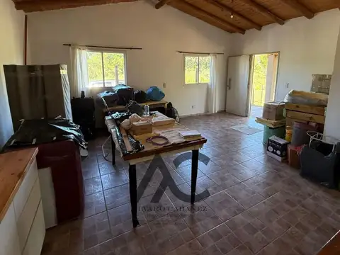 Casa 3 ambientes con 1 baño