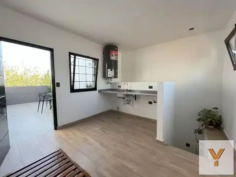 Departamento en Alquiler en Coghlan, USD 2.000