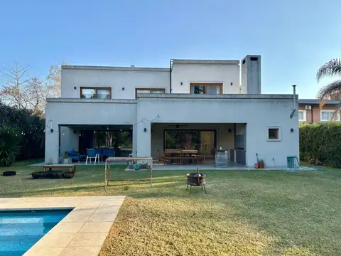 Casa en Venta de 4 dormitorios