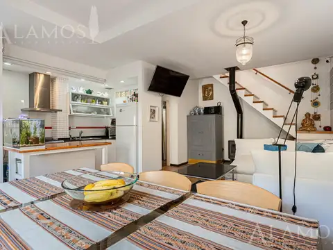Depto Tipo Casa en Venta en Villa Luzuriaga, USD 145.000