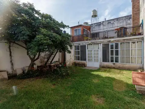 CASA VENTA DESARROLLADA EN PB Y PA.