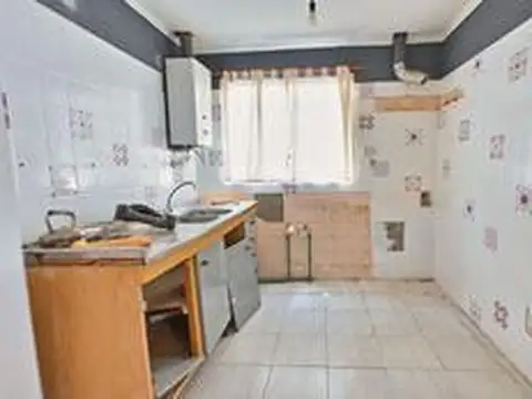 Casa en Fuhr 1267, Azcuénaga