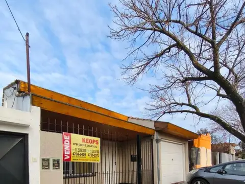 VENTA DE PH AL FRENTE TRES AMB. CON COCHERA