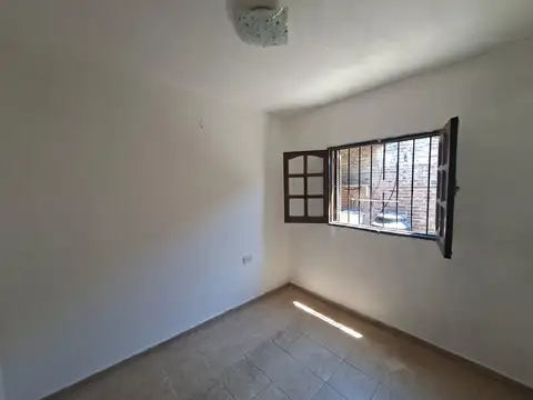 Departamento en Alquiler en Villa Gobernador Galvez, $ 670.000