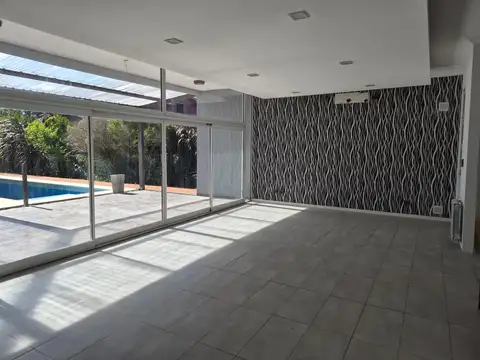 Casa en Venta en Puerto Roldan, USD 220.000