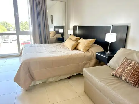 Condominio amoblado .-