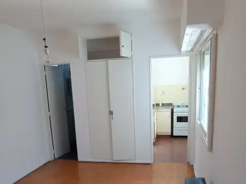Departamento en Alquiler en Balvanera, $ 550.000