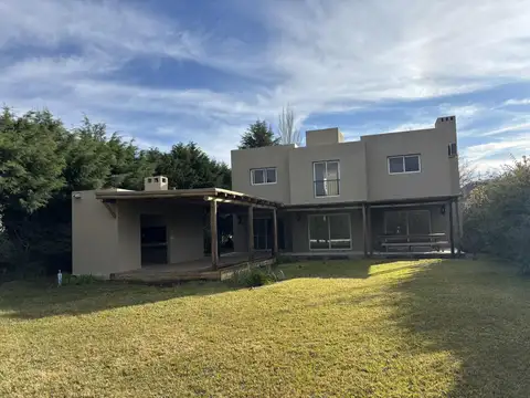 Casa en Venta en Saint Matthews, USD 334.000