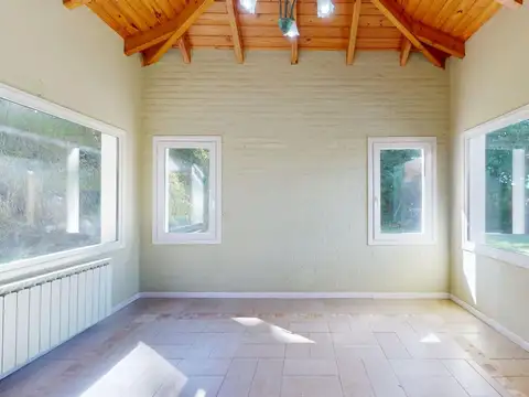 Casa 5 ambientes con 3 baños