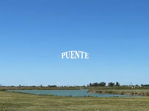 Las Victorias con Fondo al Lago