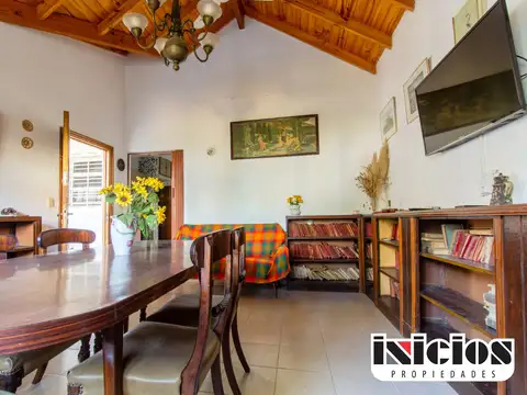 Casa 3 ambientes con 1 baño