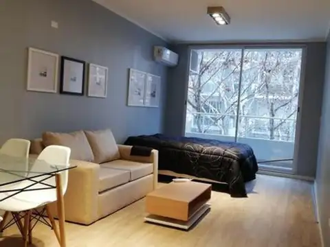 Tomás A. Le Bretón 5000, Piso 2°