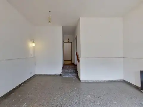 Depto Tipo Casa en Venta en Banfield, USD 83.000