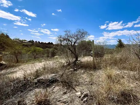 VENTA TERRENO EN SIQUIMAN 1071M2 CON VISTA