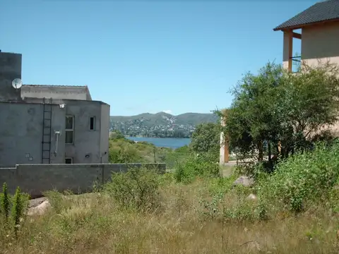 EXCELENTE TERRENO EN VENTA EN Villa Carlos Paz, Bº Residencial Villa del Lago.