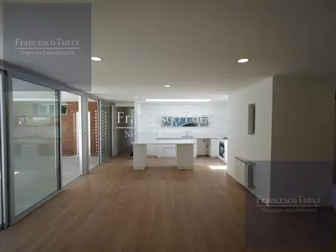 Casa en Venta en Fincas De Álvarez, USD 330.000