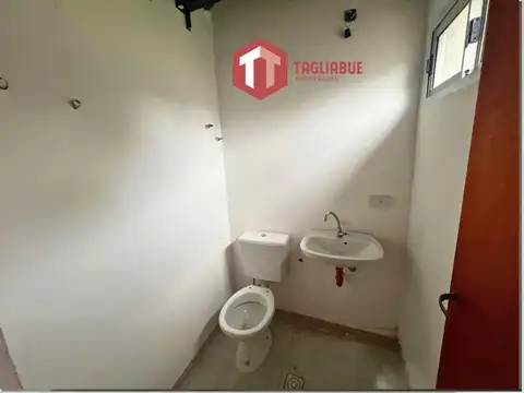 Local en Excelente Ubicacion