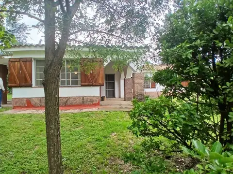 Calle 1  esq, calle 13 y Miguel Abligo valle dorado VIlla rumipal 100