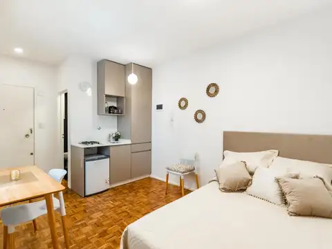 Departamento Monoambiente. Equipado. Refaccionado a nuevo. Almagro