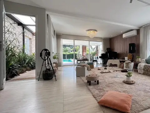 ALQUILER | CASA 4 AMBIENTES CON PILETA |  BARRIO PRIVADO ARENAS DEL SUR