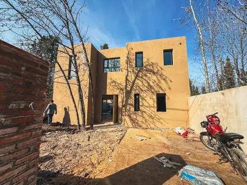 Leandro N. Alem 1000