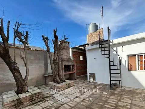 Cura Navarro  4300