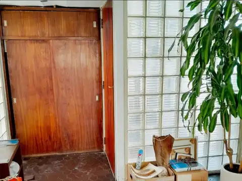 LISANDRO DE LA TORRE 1600