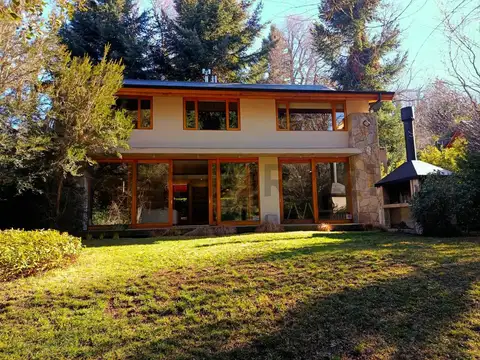 VENTA CASA SAN MARTIN DE LOS ANDES . BARRIO ALIHUEN ALTO / APTO CREDITO