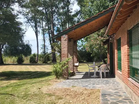 Quinta en Venta con 4 cocheras