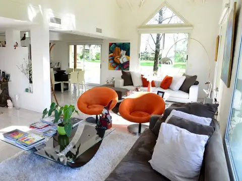 Highland CC, venta de casa imponente lote