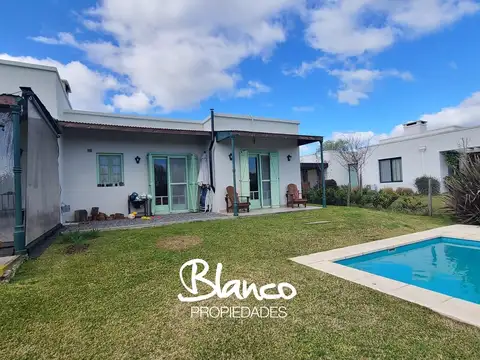 Casa en Alquiler Temporal con 2 cocheras