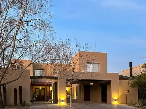 ALQUILER CASA NORDELTA LOS CASTORES