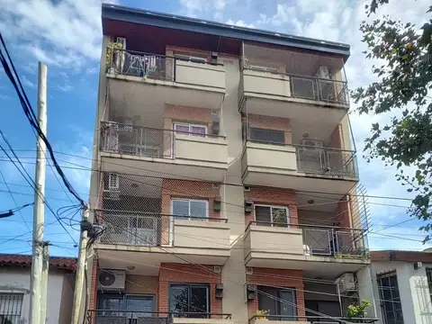 VENTA DEPARTAMENTO 2 AMBIENTES SAENZ PEÑA-COCHERA