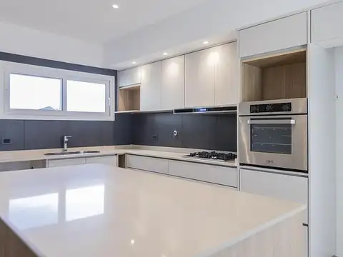 Casa en Venta 1 año