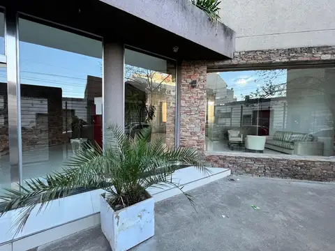 AVENIDA ARGENTINA 700