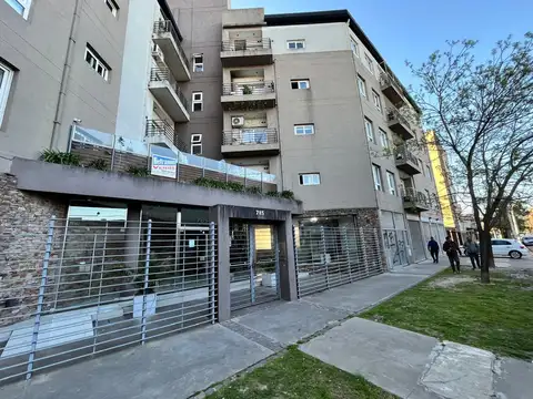 Departamento en alquiler en Merlo Sur