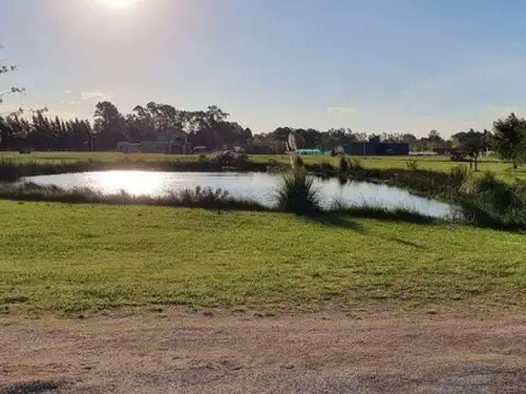 Venta Lote Barrio Las Calandrias  PERMUTA y CUOTAS