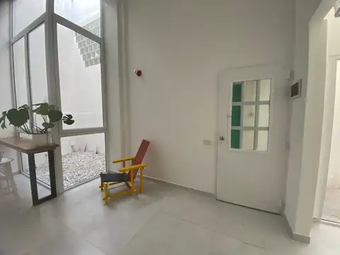 Depto Tipo Casa en Venta en Caballito, USD 120.000