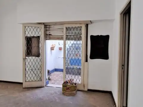 PH en Venta - 6 e/ 42 y 43 - La Plata