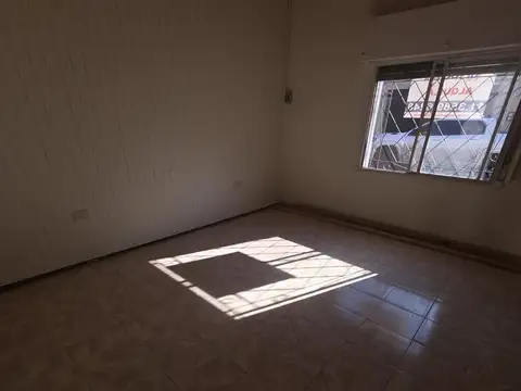 Depto Tipo Casa en Alquiler de 2 dormitorios