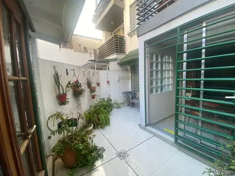 Humboldt 2300, Piso 1