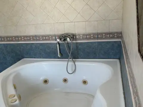 Casa en Venta en Guernica, USD 150.000