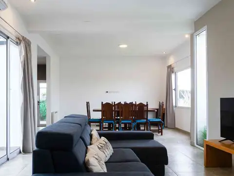 Casa en Alquiler en Horizontes al Sur, $ 1.500