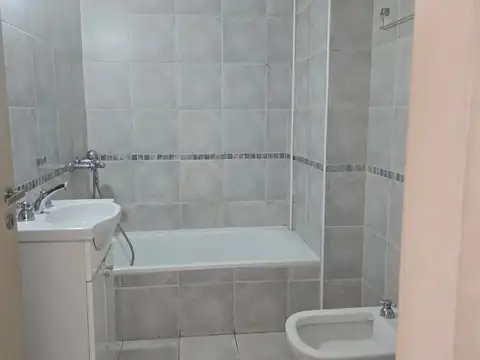 Sanabria 3100, Piso 3