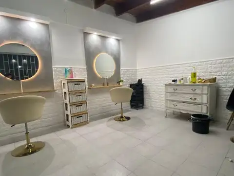Local en Alquiler en Villa Mercedes, $ 400.000
