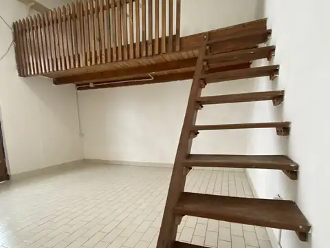 Depto Tipo Casa en Alquiler de 2 ambientes